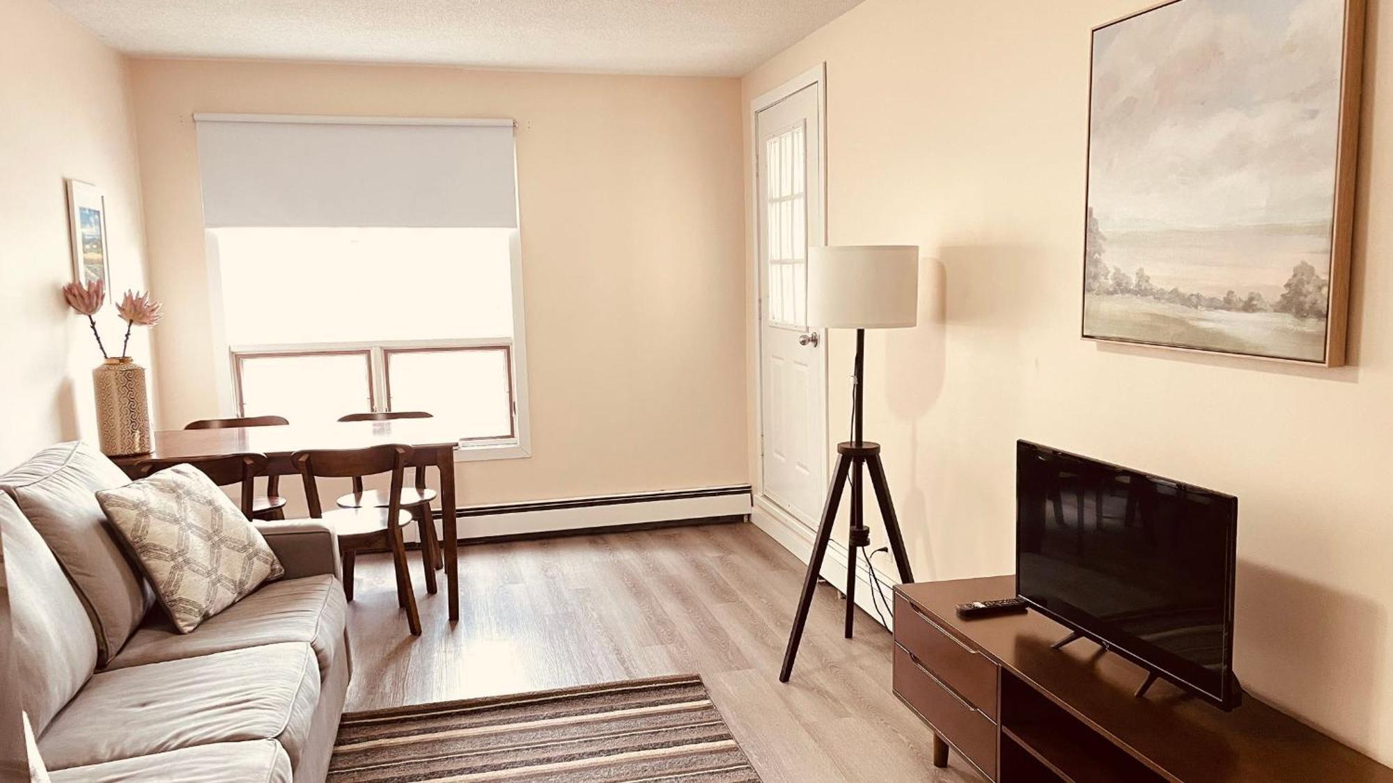 #304 Mountain View 1Br In Canmore Dt Exterior photo